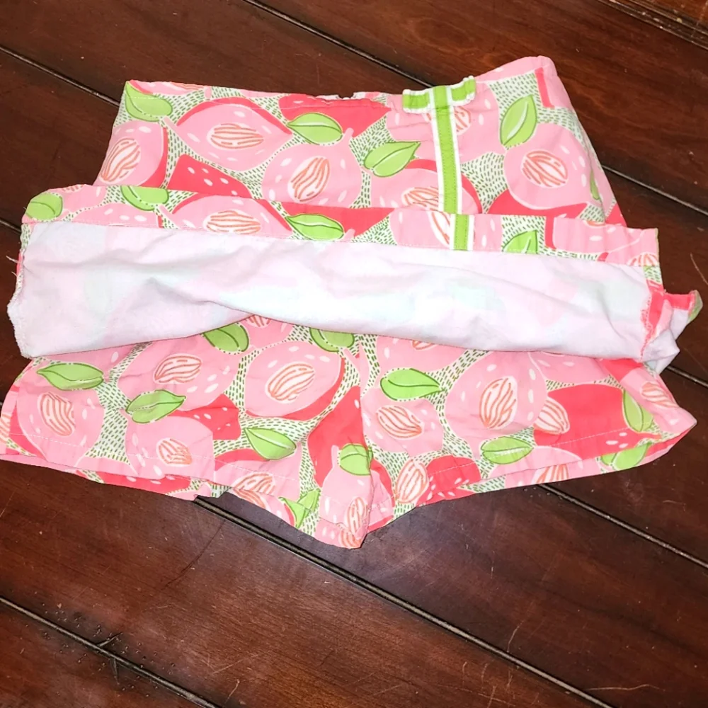 Lilly Pulitzer Pink and Green Skort with Fruit Design - Picture 3 of 4